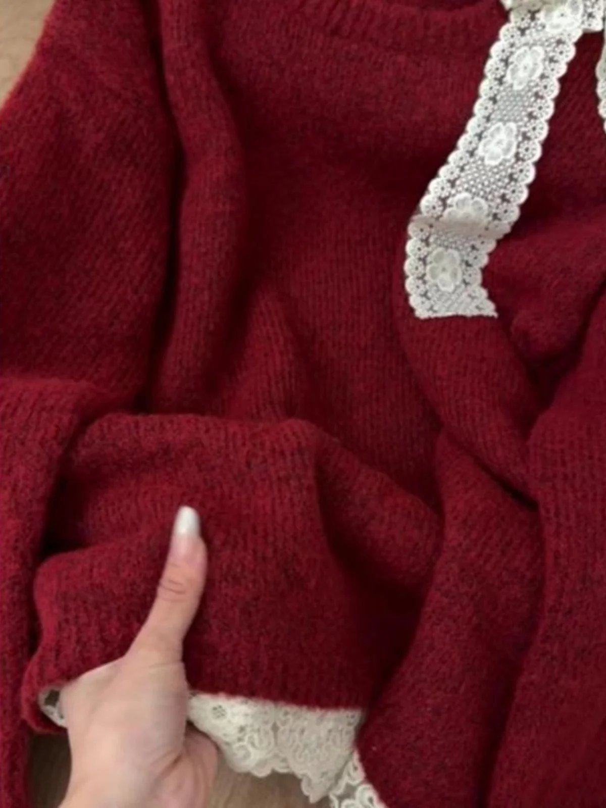 

Ele Red Lace Off-oulder Knitwear Women's Loose Lazy Winter Sweater Comfortable Cotton Blend Warmth Faion Design