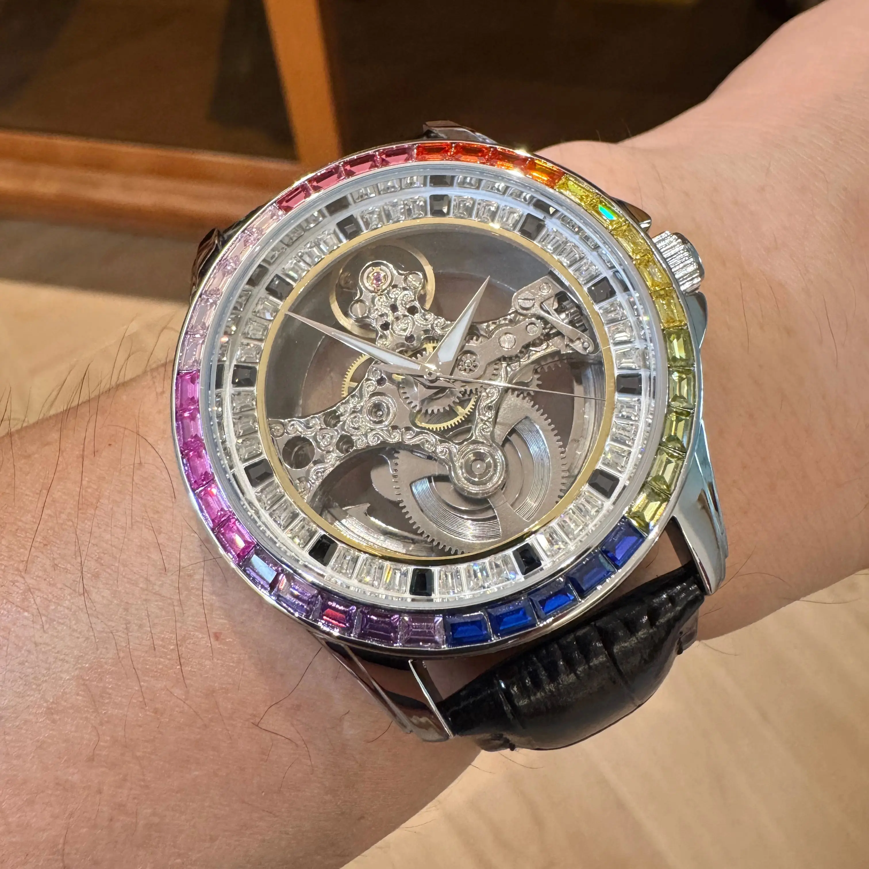 AOKULASIC Mode Skeleton Mechanische Uhr für Männer Leucht Hände Iced Out Automatische Uhren Top Marke Luxus Armbanduhren Neue