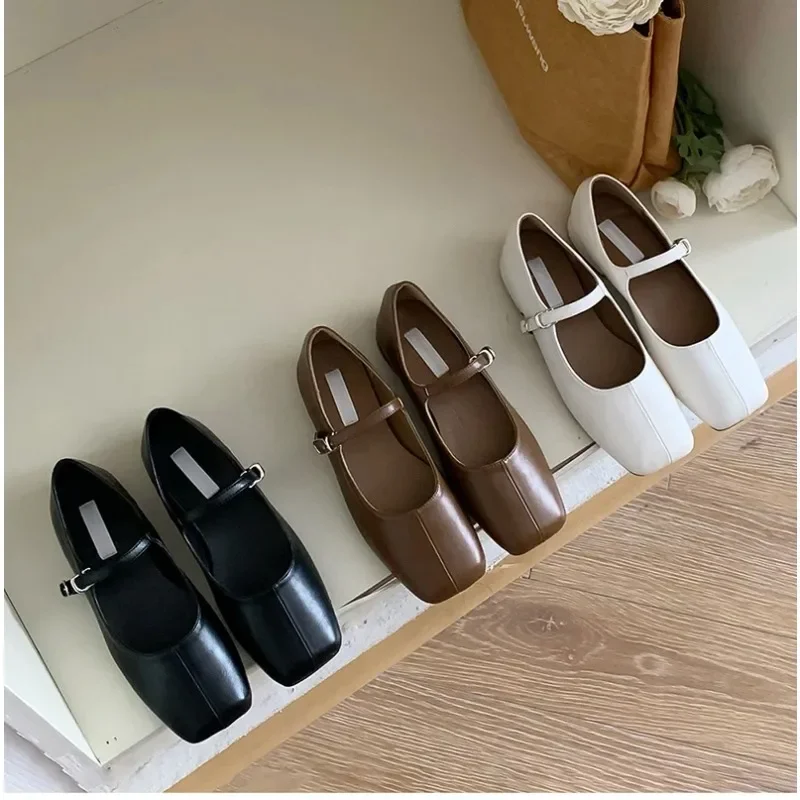 2023 neue Damenschuhe Frauen trend ige Straßen schnalle Einzels chuhe Damenmode Mädchen Mary Jane Schuhe Elengt Flats Fersen schuhe