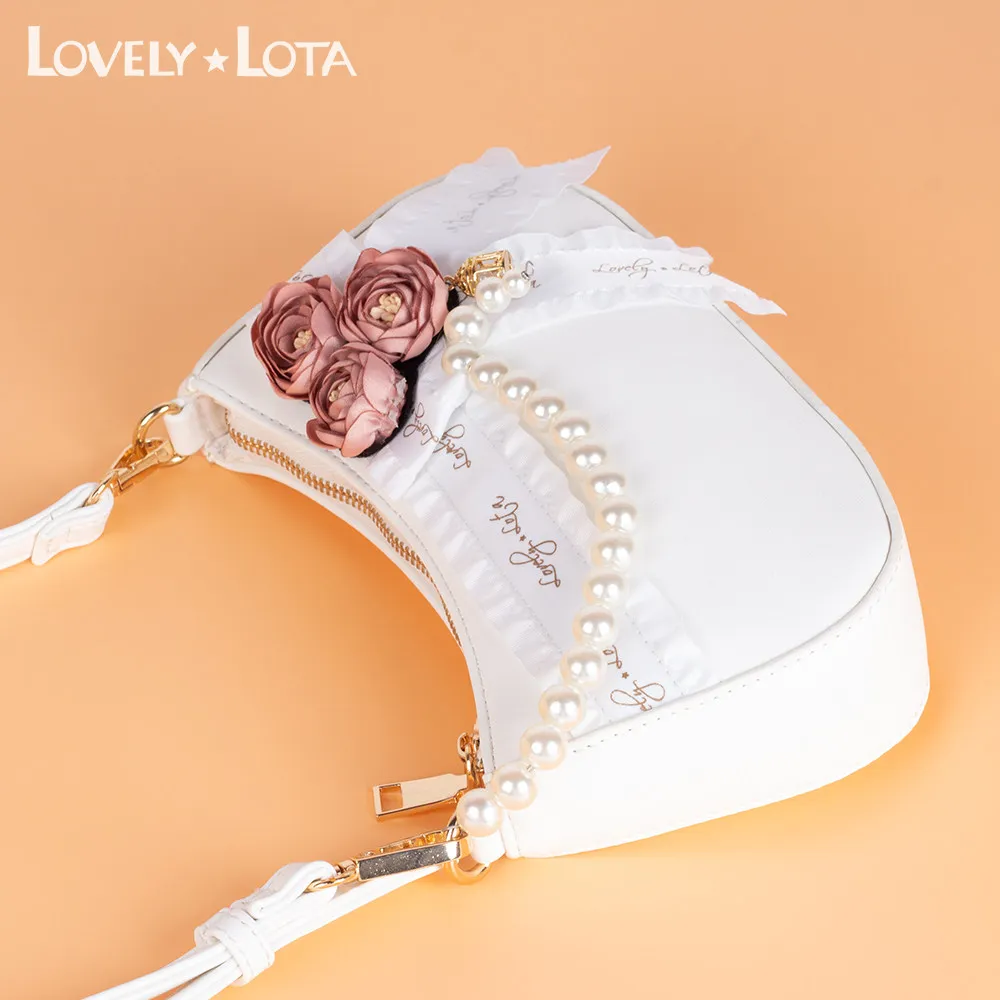 

Японская оригинальная милая и милая кружевная сумка в стиле Лолиты с цветком для девочек подмышками, праздничный подарок, женская сумка в форме полумесяца, портативная сумка на плечо для девочек