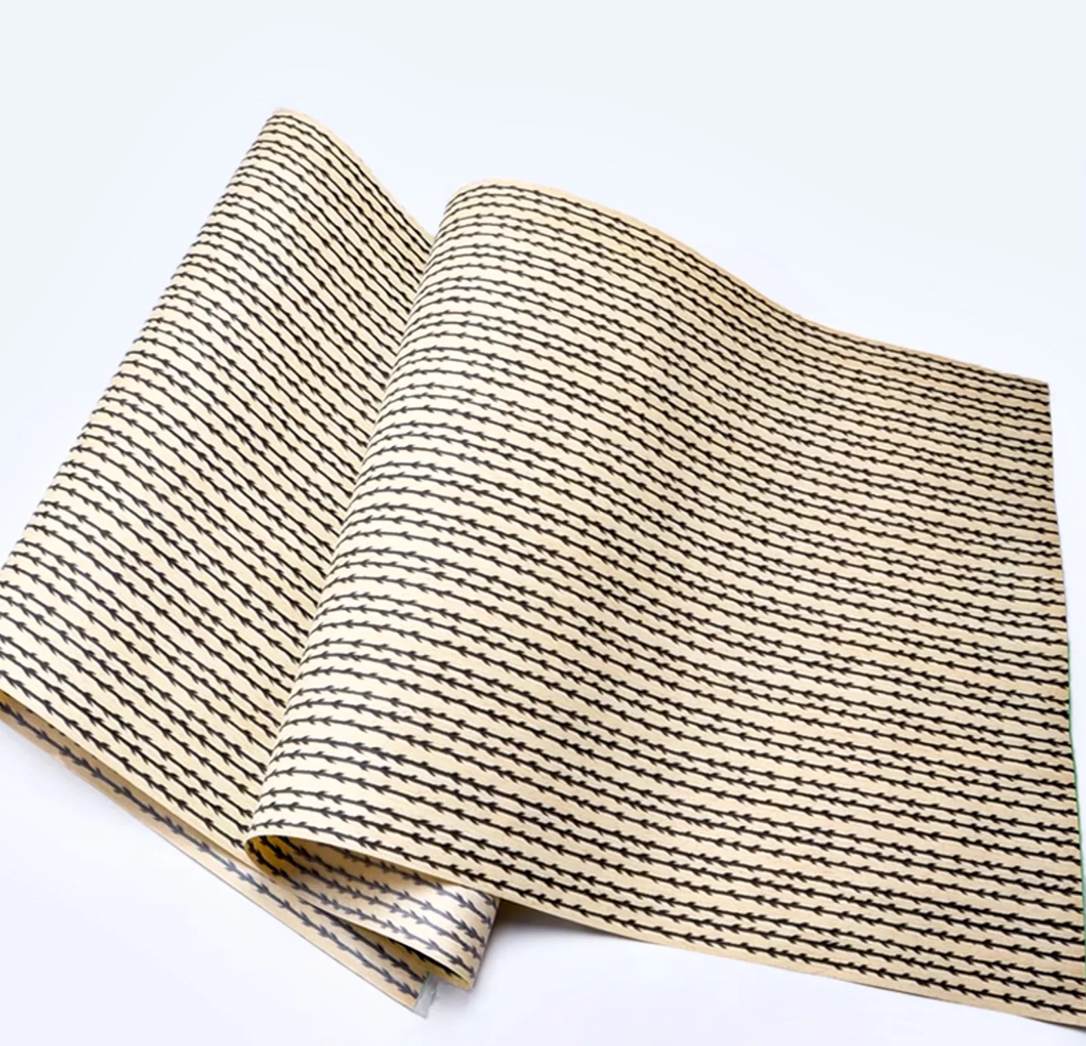 

Technology reconstituted veneer wall panel decoration wood veneer L: 2.5meter×580x0.2mm
