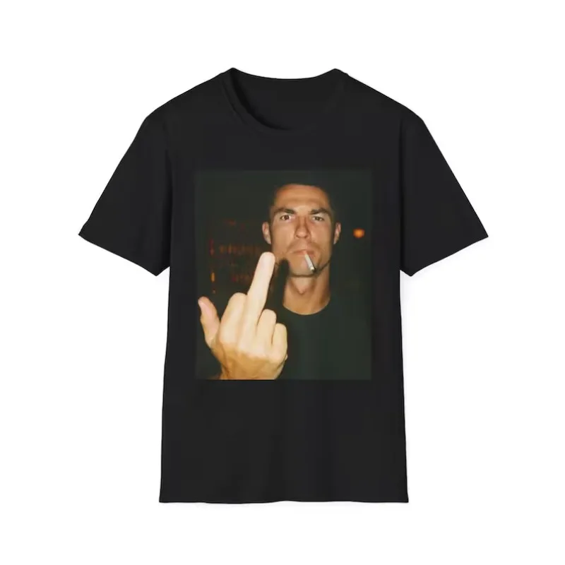Provocative Hand Gesture Smoking Lip Portrait Graphic Tee Hardcore Streetwear Women Rebellious Statement Top Aesthetic Clothes
