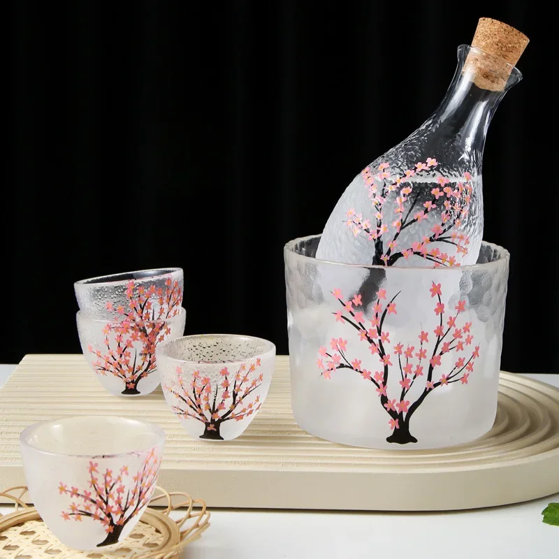 6pcs/Set Japanese Style Sake Set Sakura Wine Glasses Wine Decanter Handmade Vintage Sake Glass Teacup Water Cup Household Items