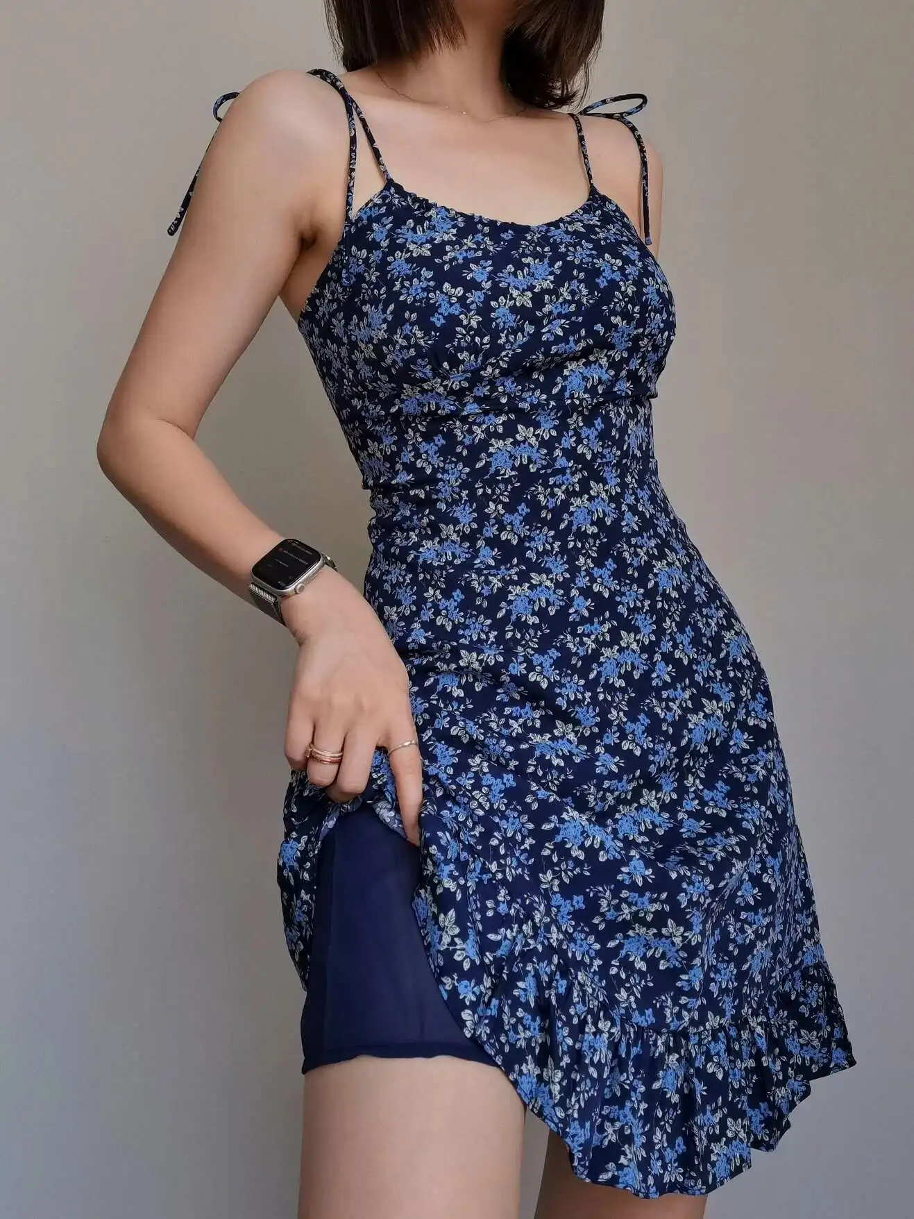 Stijl Sexy Franse Taille Cinching Blauwe Bloemen Sling Vierkante Hals Jurk 2024 Zomer Nieuwe Retro Literatuur Kunst Mini Jurk JDTM