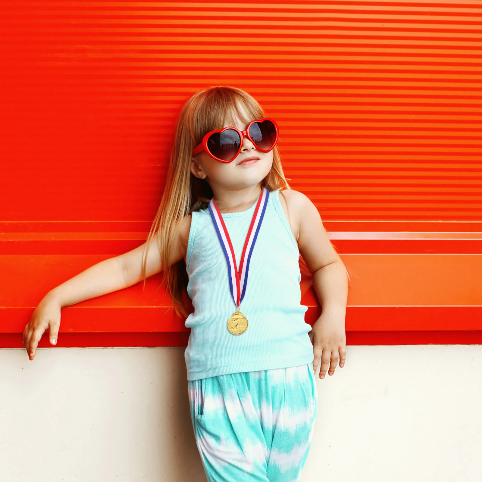 

3pcs Gold Silver Bronze Medals Sports Awards Shiny Competition School Training Medals For Adults Soccer Basketball