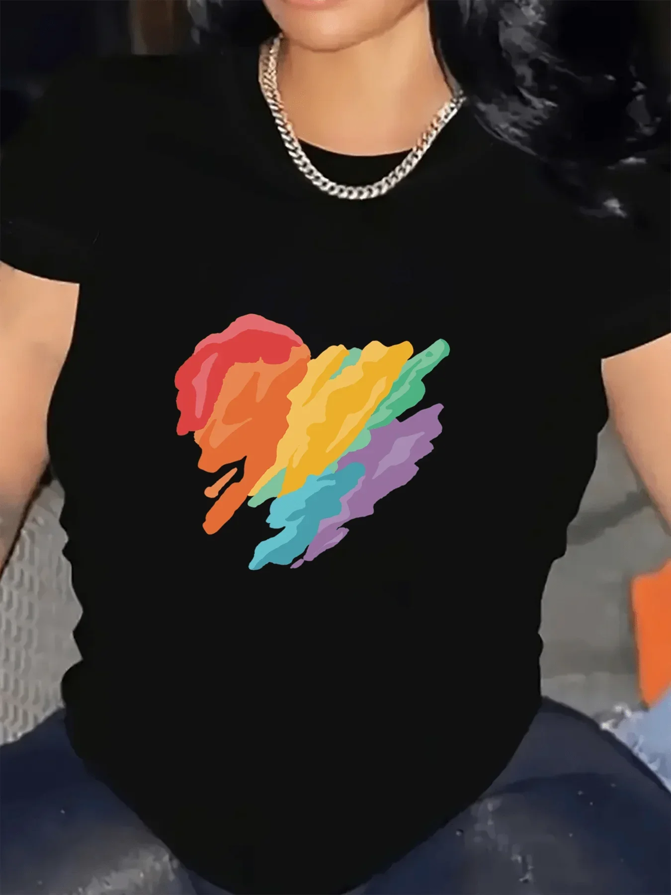 เสื้อยืดลำลองฤดูร้อนสำหรับผู้หญิง ชุดลำลอง ผ้าลายพิมพ์สนุกสนาน แขนสั้น คอกลม เสื้อผ้าลายพิมพ์