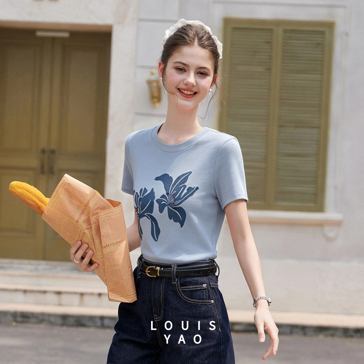

LOUISYAO Women's Simple Regular Fit T-Shirt 2026 Summer Crew Neck Floral Print Daily Casual Short Sleeve Tops