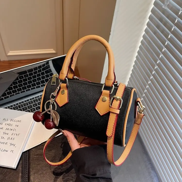 

2026 Spring New Women Retro Unique Design Crossbody & Top Handle Bag Casual Chic Purse for Daily Outing Purses and Handbags