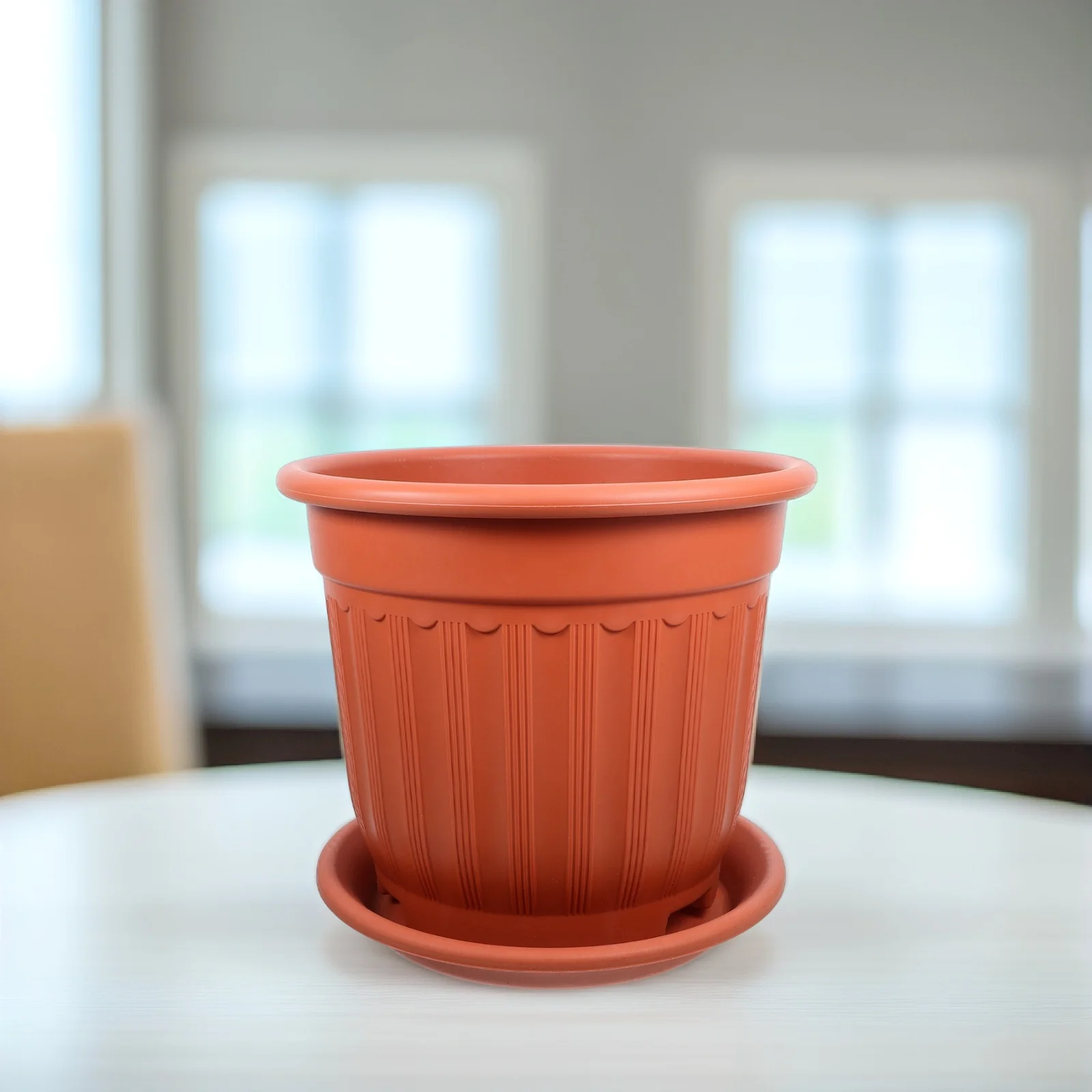 

Round Imitation Ceramic Flower Pot Decorative Planter for Indoor Plants Yard Small Pots Versatile Stylish Design