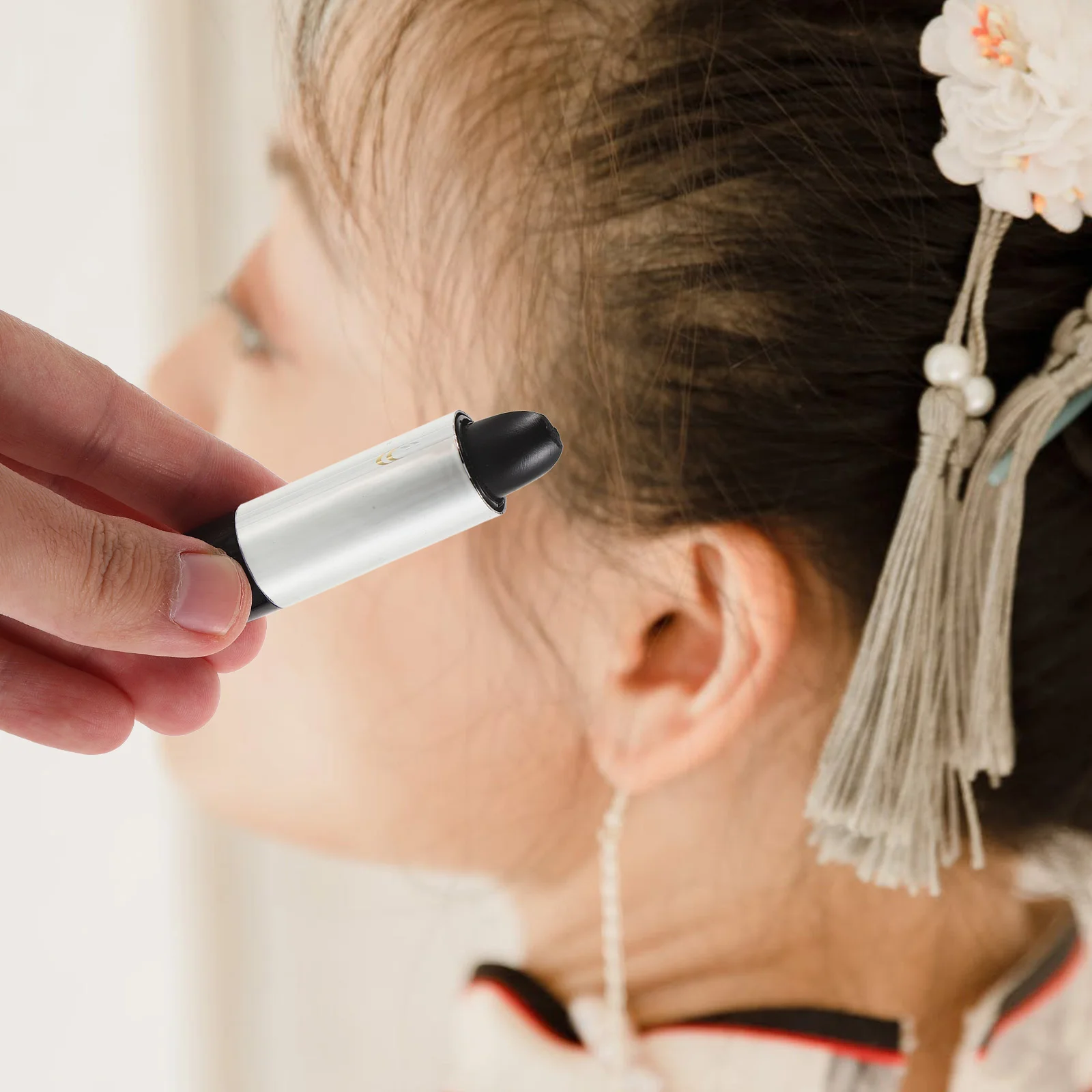 Color de tinte para el cabello, lápiz labial de tiza para resaltador temporal de pasta gris