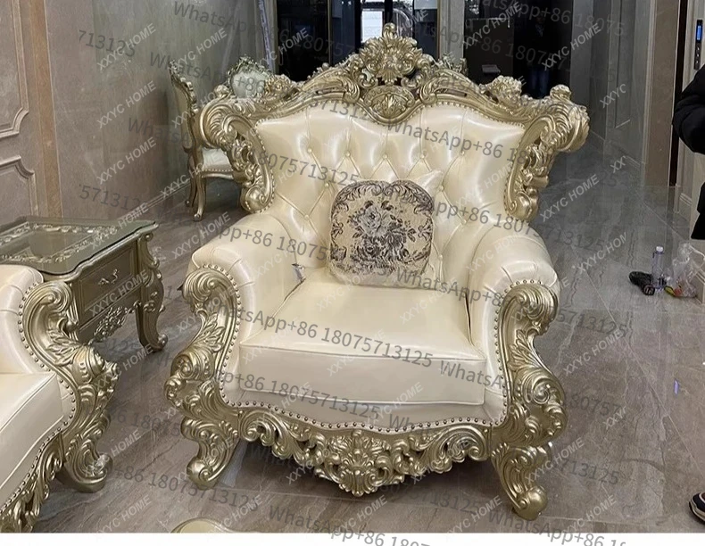 

Европейский кожаный диван из массива дерева, простой роскошный цвет шампанского, золотая краска, французский светлый роскошный диван