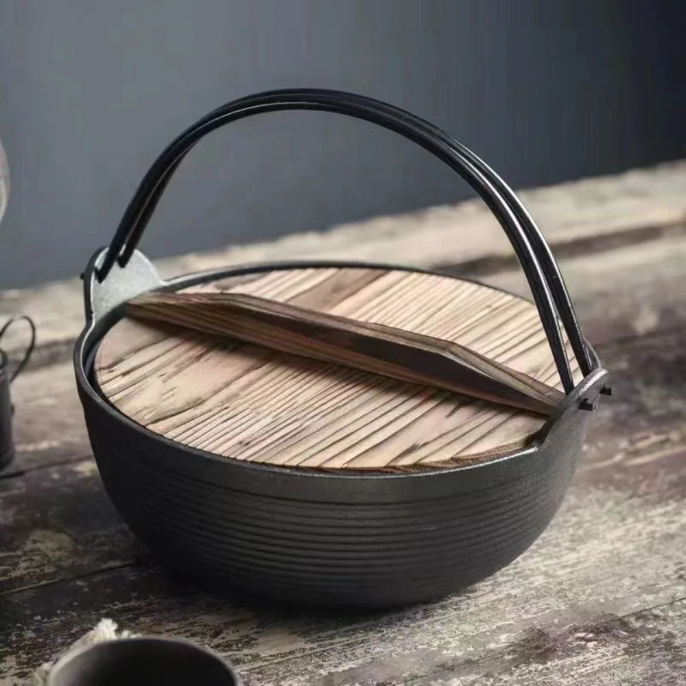 Multifunctional Uncoated Japanese Hot Pot with Wood Lid Universal Stew Pot Small Size Iron Soup Pot Camping