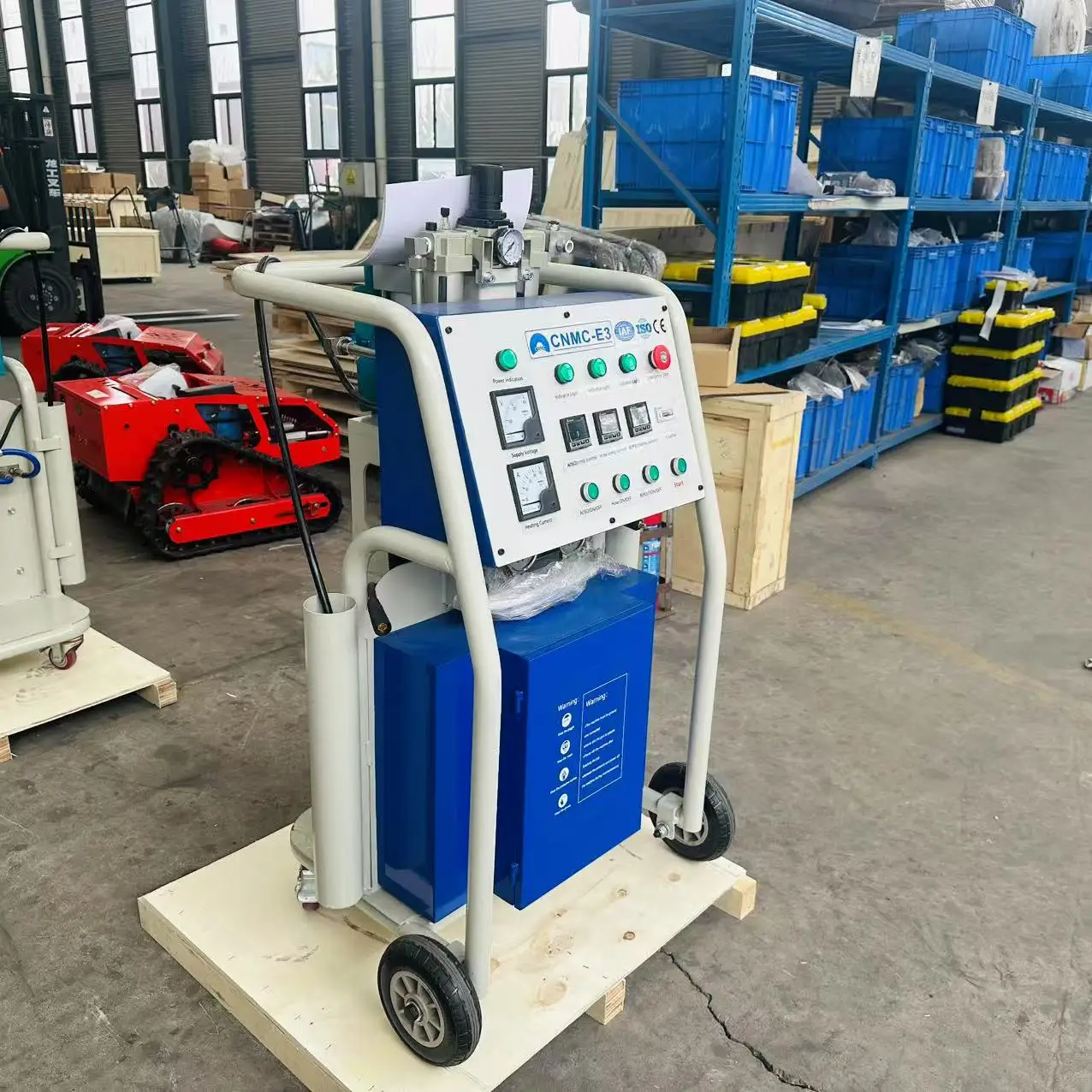 New Condition E3 Foam Spray Machine For Insulated Container For Repair Shops Manufacturing Plants