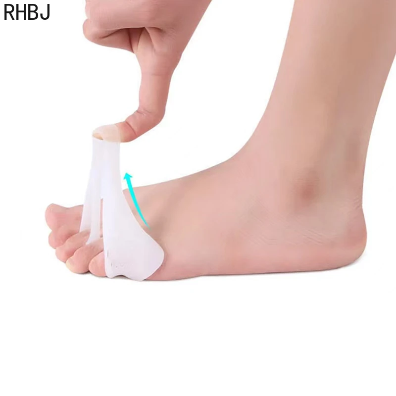 RHBJ 2pcs Three hole Little Toe Separator Overlapping Toes Bunion Blister Pain Relief Toe Straightener Protector Foot Care Tool