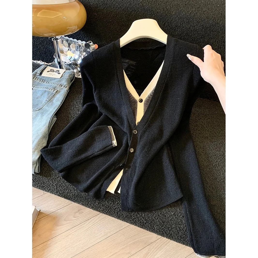 

Весна 2026: Вязаный женский свитер с длинным рукавом и V-образным вырезом, имитация двухслойности, кардиган с цветовыми блоками, элегантный топ из шелкового материала