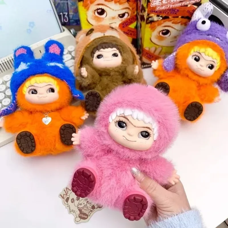 Wakuku Fuzzy Trendy Fun Party Series Scatola misteriosa Giocattolo Kawaii Action Figure Borsa carina Ciondolo Bambola Borsa a sorpresa Ragazzo Regalo Scatola cieca