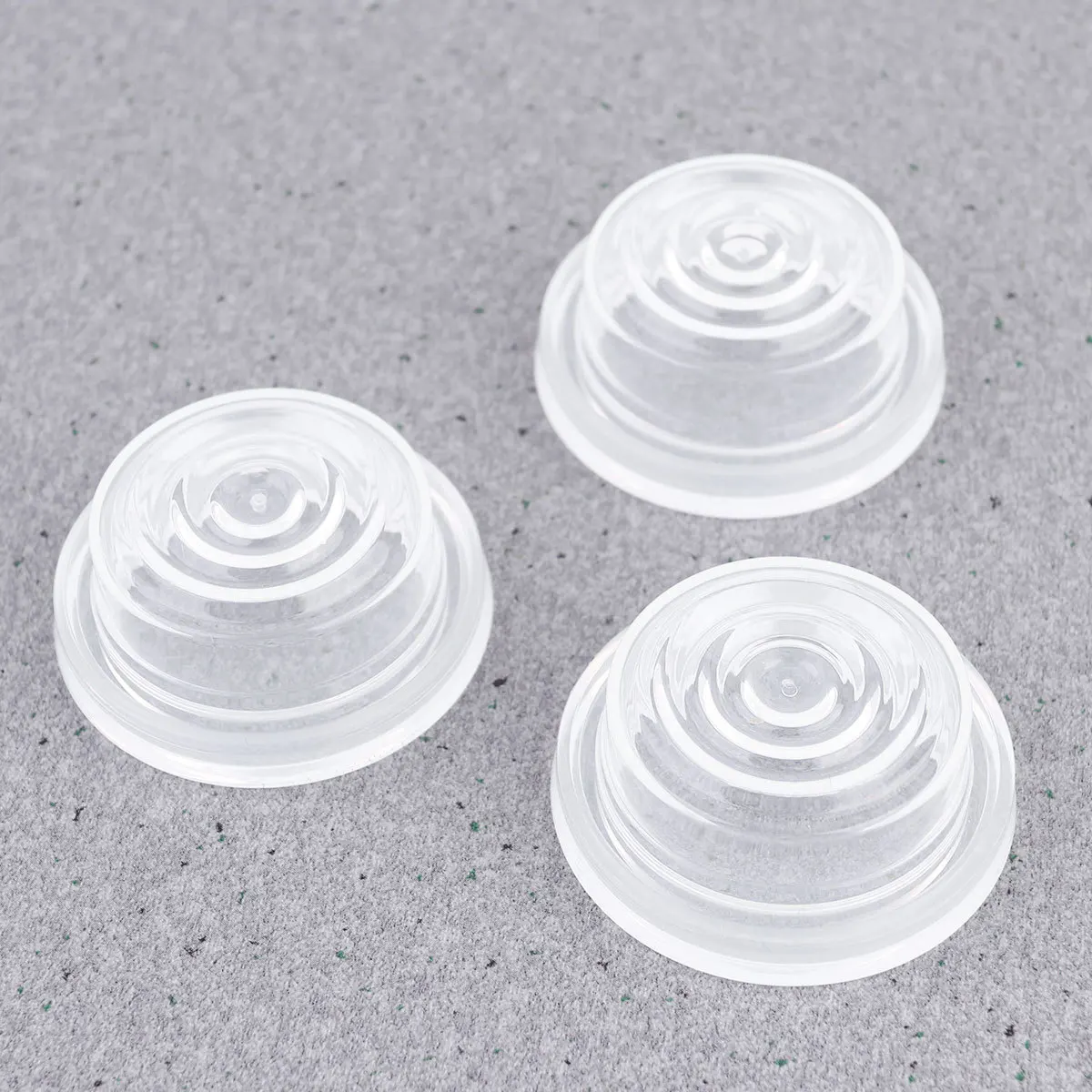 

4pcs Silicone Breast Pump Manual Milk Suction Portable Lightweight Electric Milk Pump For Baby Mom Safe Chemical-Free Gift