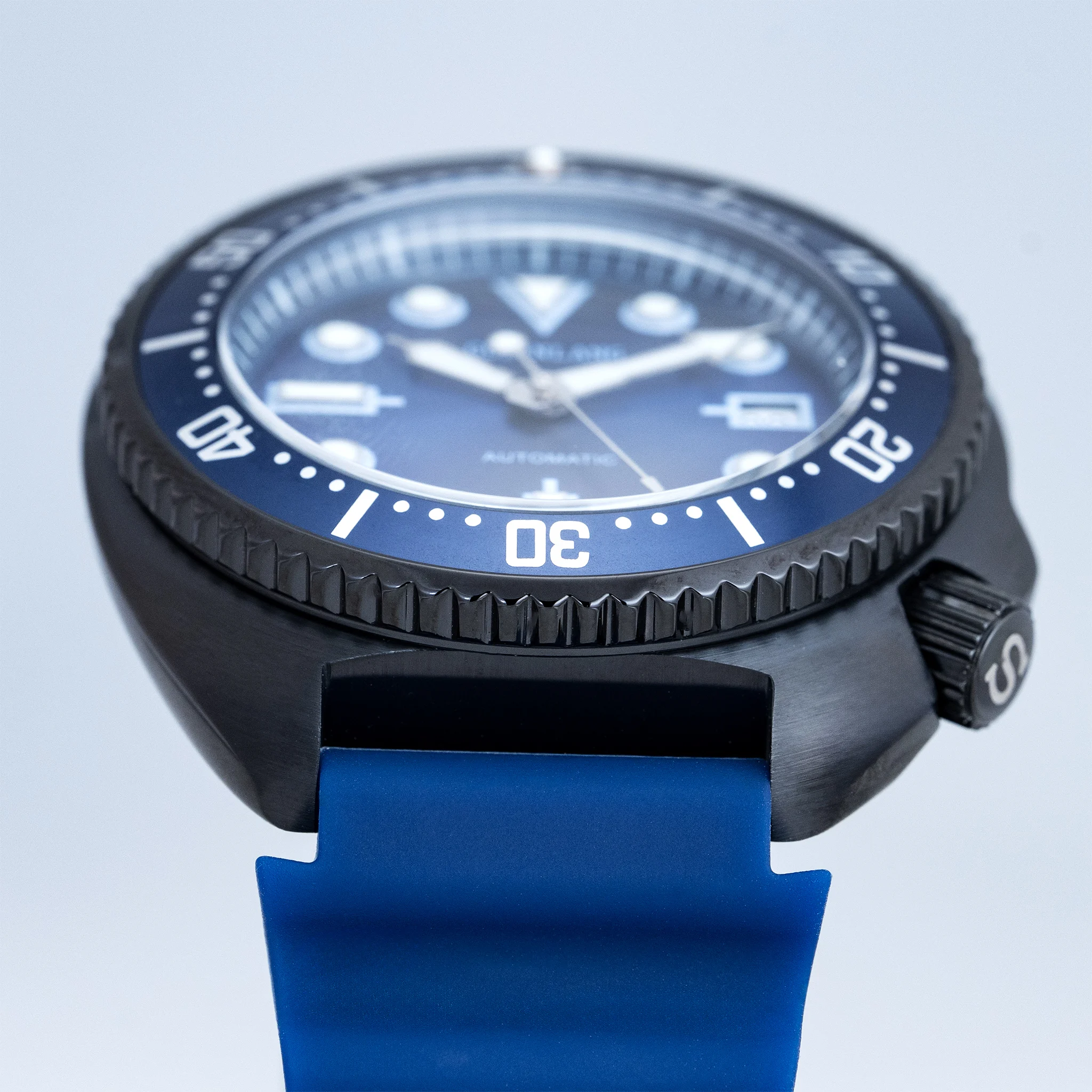Мужские японские/китайские пол – обзор и цена Rubber Strap Diver