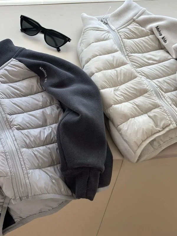 giacca-in-cotone-per-bambini-con-fodera-in-pile-spesso-design-a-blocchi-di-colore-capo-di-abbigliamento-esterno-elegante-e-caldo-per-bambini-ideale-per-l'inverno-da-indossare-in-modo-casual-senza-imbottitura-con-cerniera