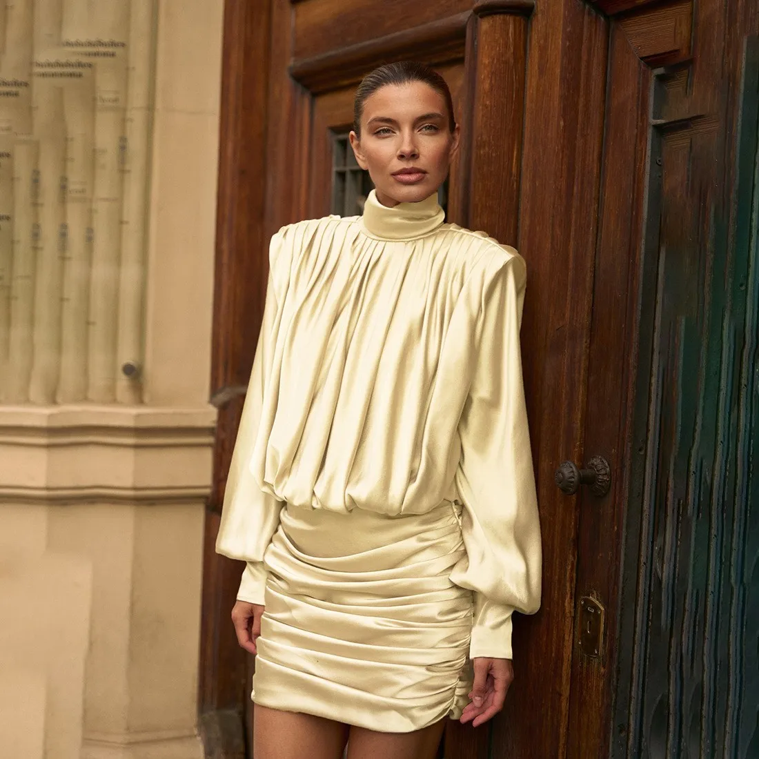 

Fall Winter High Ne Gown with Pleated Long Sve And ort Skirt Bodycon Faionable Women's Dr Cross-Border Sle