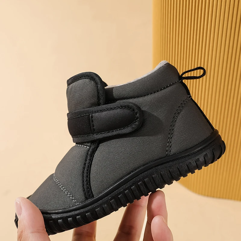 Kurze Winterstiefel für Kinder, rutschfeste, wasserdichte, weiche Plüschschuhe für Mädchen und Jungen, warme, wasserdichte Kindersneaker – Detail 1