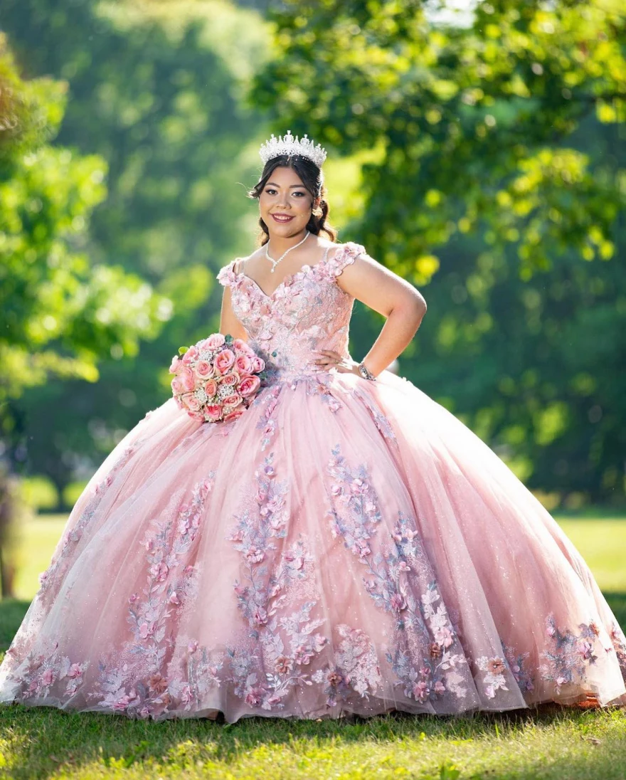 

Lorencia Princess Pink Ball Gown Quinceanera Dresses 3D Flowers Sequins Appliques Vestidos De 15 Anos 16th Birthday Gowns YQD51