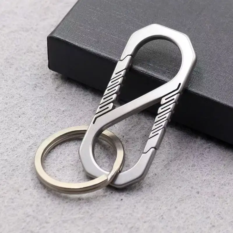 EDC-Schlüsselanhänger aus Titanlegierung, doppelt offener 8-förmiger Schlüsselanhänger, tägliches Tragen im Freien, Festival-Geschenk, langlebiges Metall – Detail 5