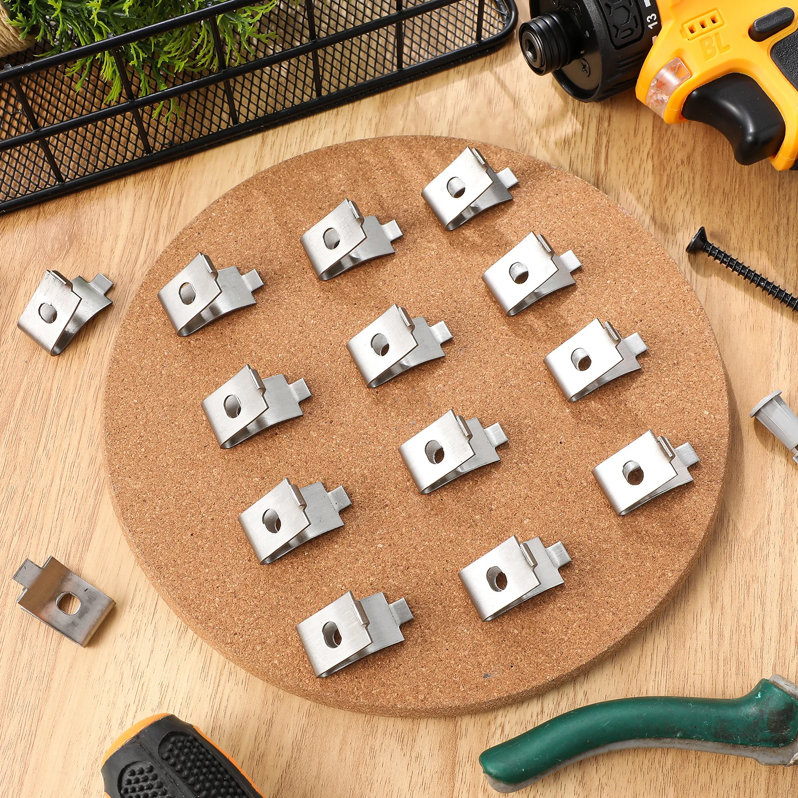 

50Pcs Durable Stainless Steel Shelf Clips for Glass Shelves Stable Support No Tools Required Versatile Use Metal Shelf Clip