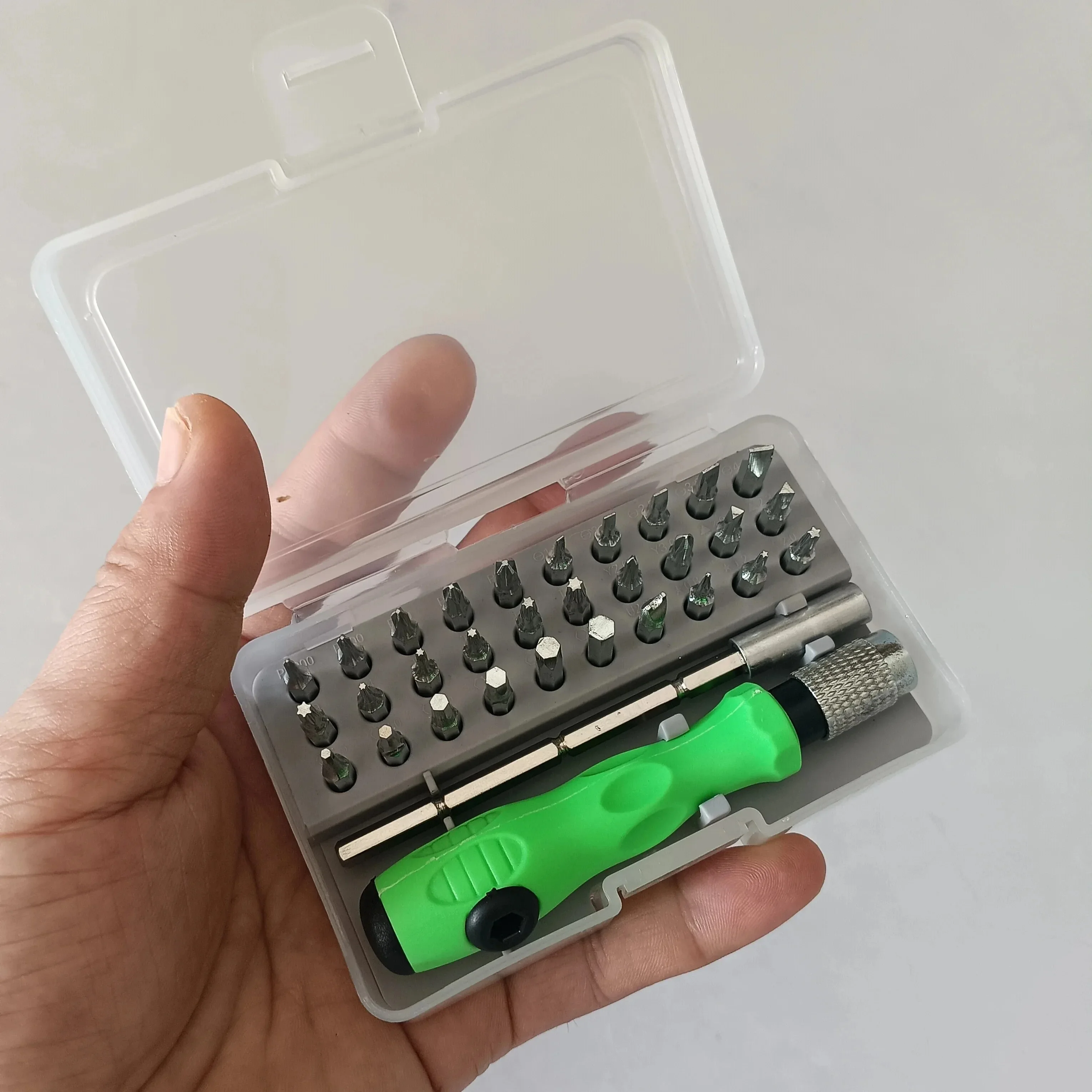 Mini 32-in-1 Multifunctional Magnetic Precision Screwdriver Set with Phillips Bits, Repair Tools for Phones, Watches, Glasses