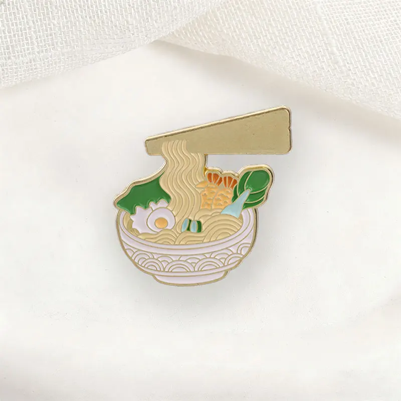 Ramen-Schüssel mit Ei und Gemüse Emaille-Anstecknadel Japanischer Stil Feinschmecker-Brosche Revers-Abzeichen Schmuck Geschenk für Freunde – Detail 6