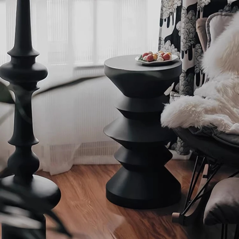 

Minimalist Black Iron Round End Table Space-Saving Side Table Small Living Room Furniture Multi-Functional Bedside Nightstand