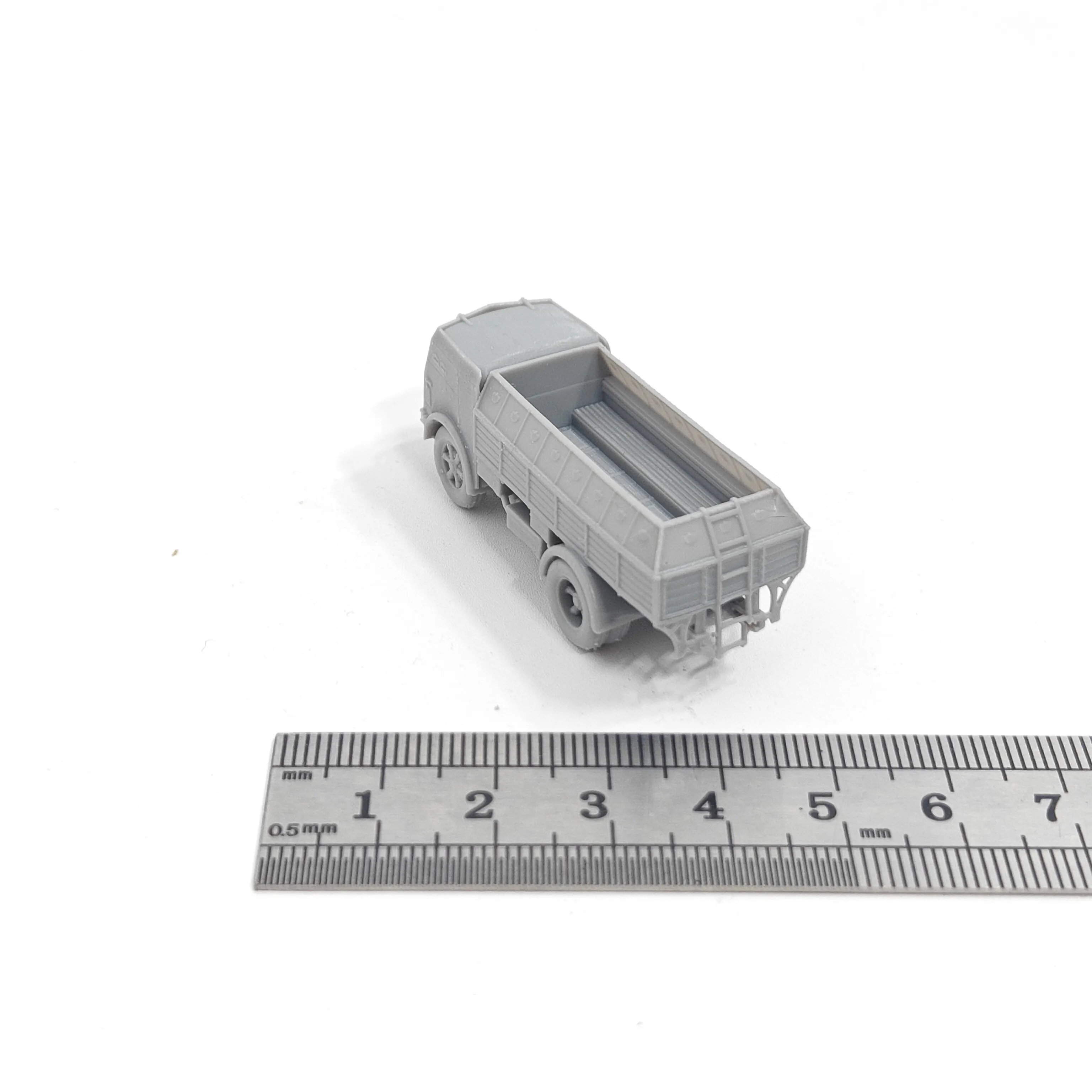 ZESTAW MODELARSKI Fiat 665NM Protetto w skali 1/144