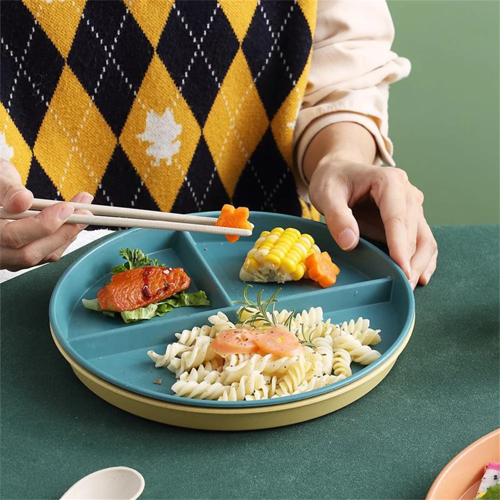 1/2/4PCS Divided Dish In 3 Diet Reusable Round Dinner Plate Kitchen Dinnerware Portion Plates for Adults 3 Compartments