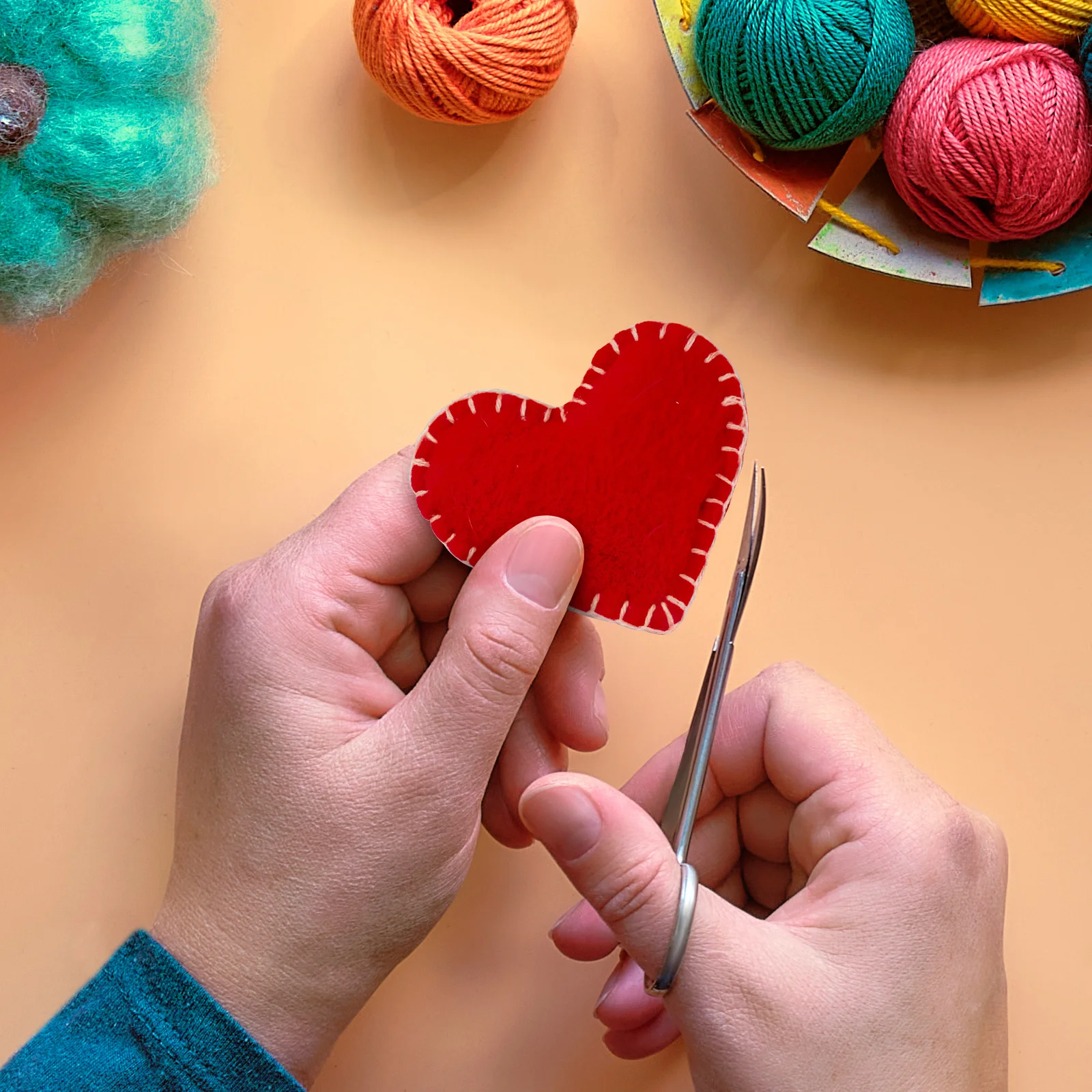 

5 Meters Wool Felt Ribbon Non Fading for Holiday DIY Crafts Christmas Wreaths Bowknot Decorative Patches Ribbon