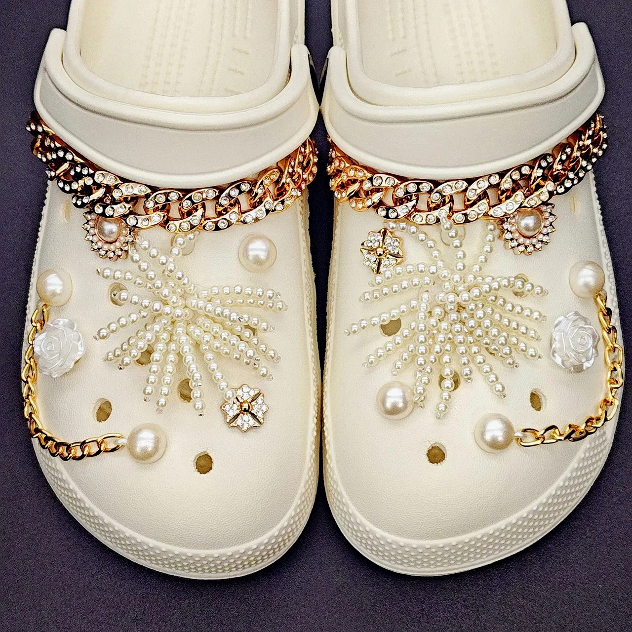 Amuletos Lujo Flores Perlas para Zapatos - usage example