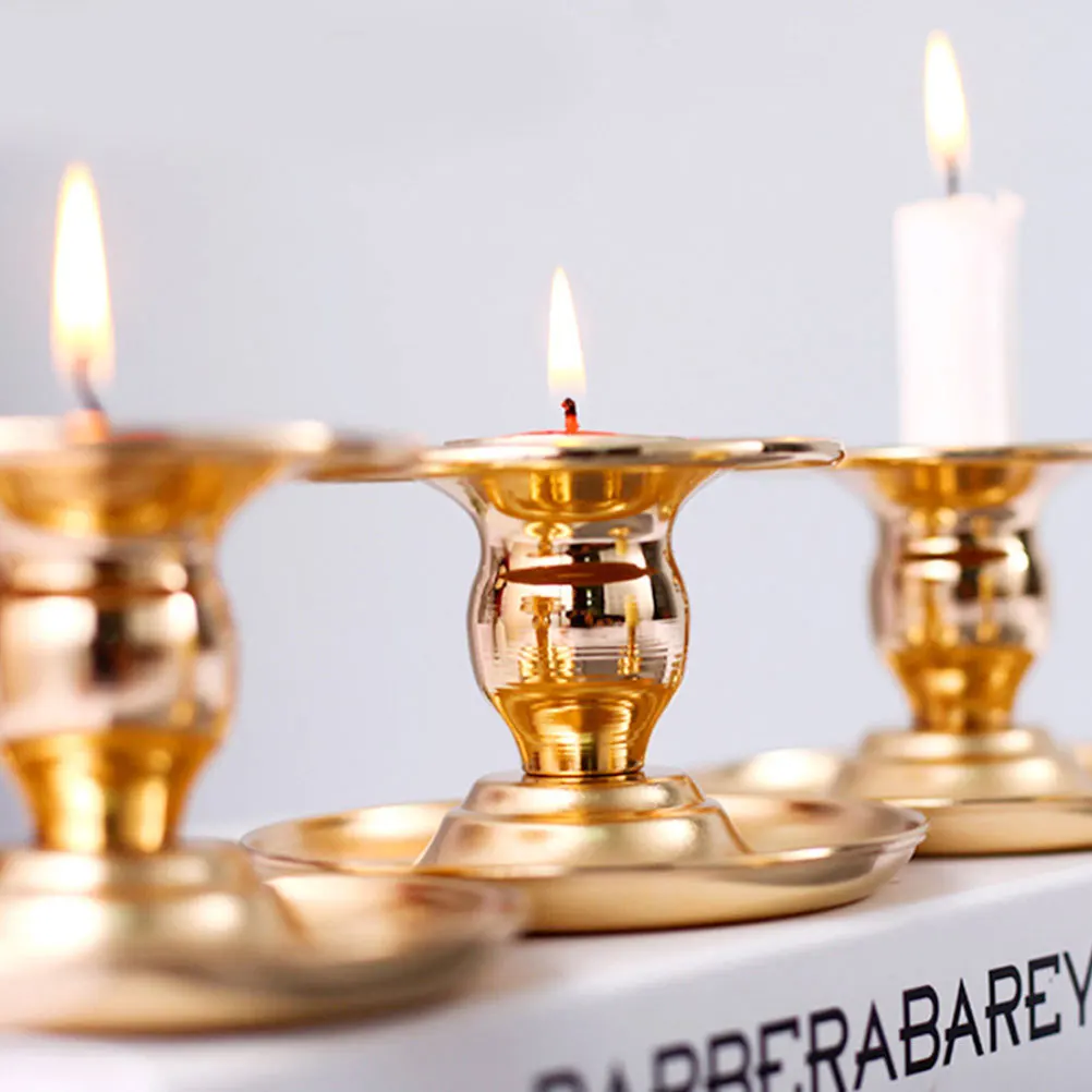 

2Pcs Golden Electroplate Aromatherapy Cups Creative Metal Holders European Style Home Hotel Cafe Decoration