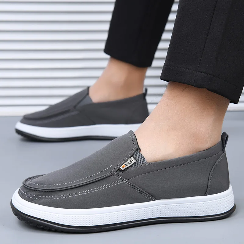 Herren-Slipper aus Canvas, atmungsaktiv, leicht, rutschfest, flache, bequeme Freizeitschuhe, ideal zum Spazierengehen, für den täglichen Gebrauch. – Detail 10