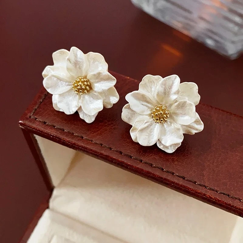 Sweet White Resin M… - image