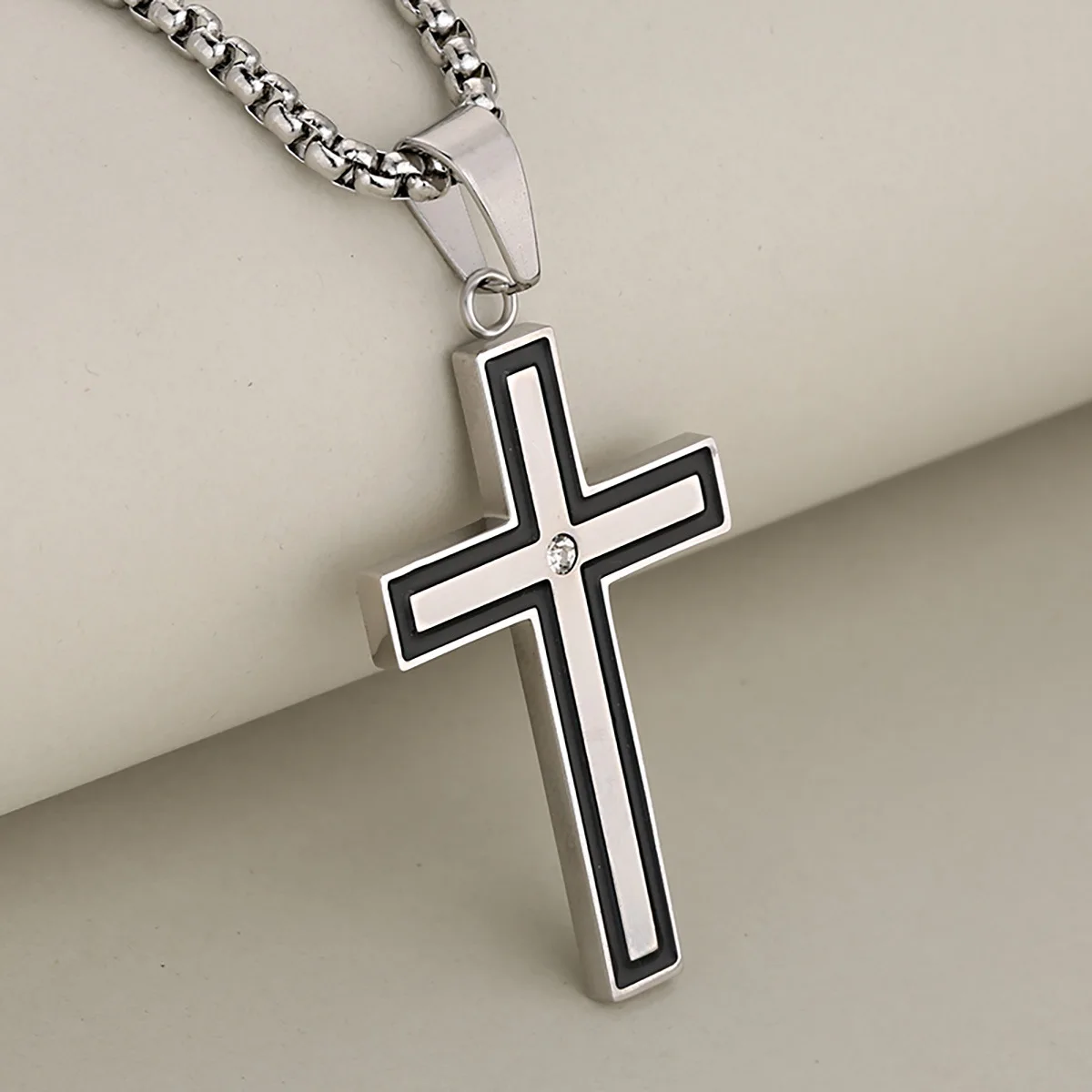 Faith Temperament Classic Two-Tone Stainless Steel Diamond Cross Pendant Necklace for Women and Men, Exquisite Necklace