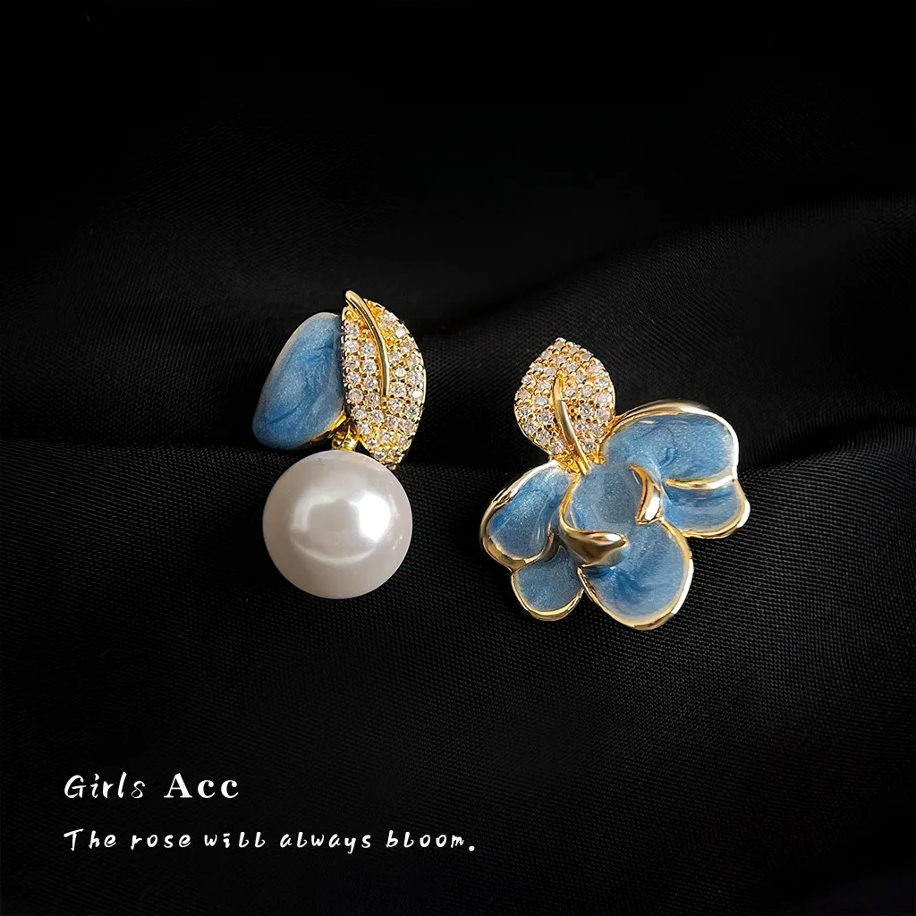 Niche Temperament Asymmetrical Enamel Glazed Flower Dangle Earrings Micro Pave Zircon Pearl Retro High Grade Vintage Ear Jewelry