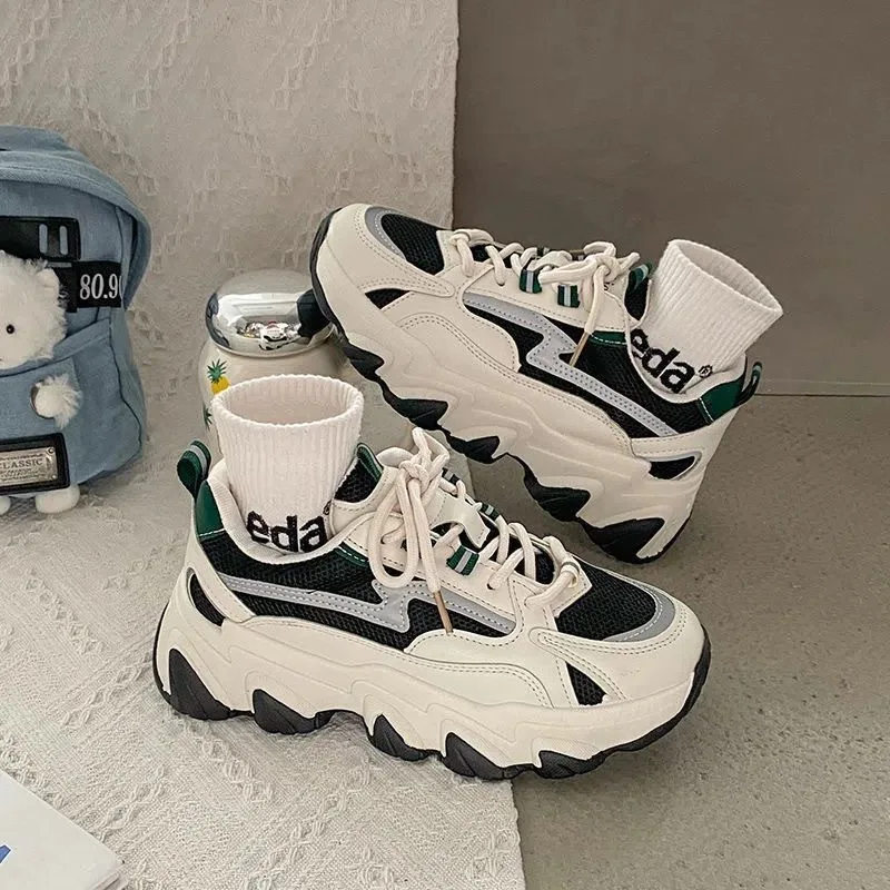 

Women's Little White Shoes 2024 Spring New Variety Platform Sports Fashion Leisure Board Women's Shoes