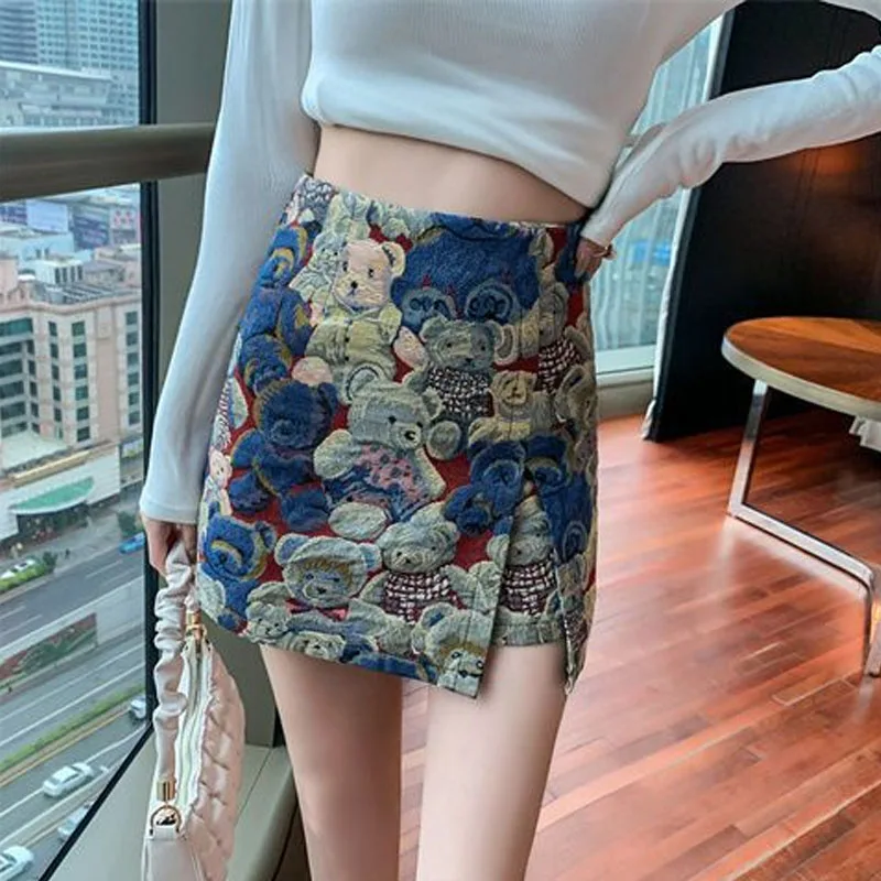 

Bear Embroidered Slit Spring Style High-waisted Small Person with Anti-exposure A-line Short Skirt Cotton Linen Fashion Skirt