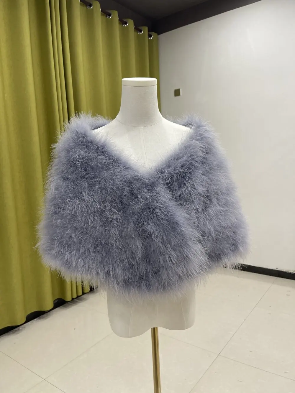 Women's Real Ostrich Feather Fur Bolero Shrug Fluffy Evening Wrap Wrap Style Fluffy Shrug Ostrich Feather Fur Evening Wrap
