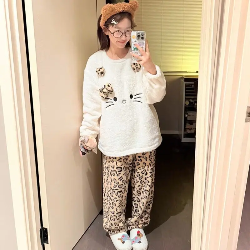 Leopard Print Hello Kitty Winter Flannel Girls Long-sleeved Trousers Plus Velvet Thickened Warm Pajamas Set Loose Home Clothes