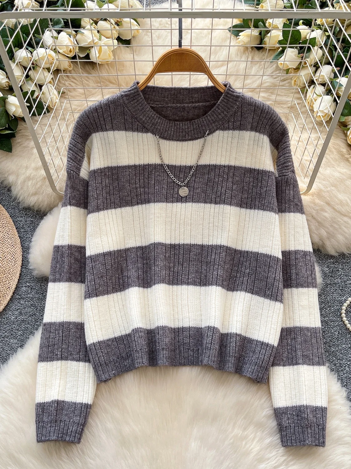 Dongda Gate سترة نسائية محبوكة فضفاضة بقصة ضيقة غير رسمية مستديرة Ne Long Sve مخططة تريكو الخريف والشتاء Faion