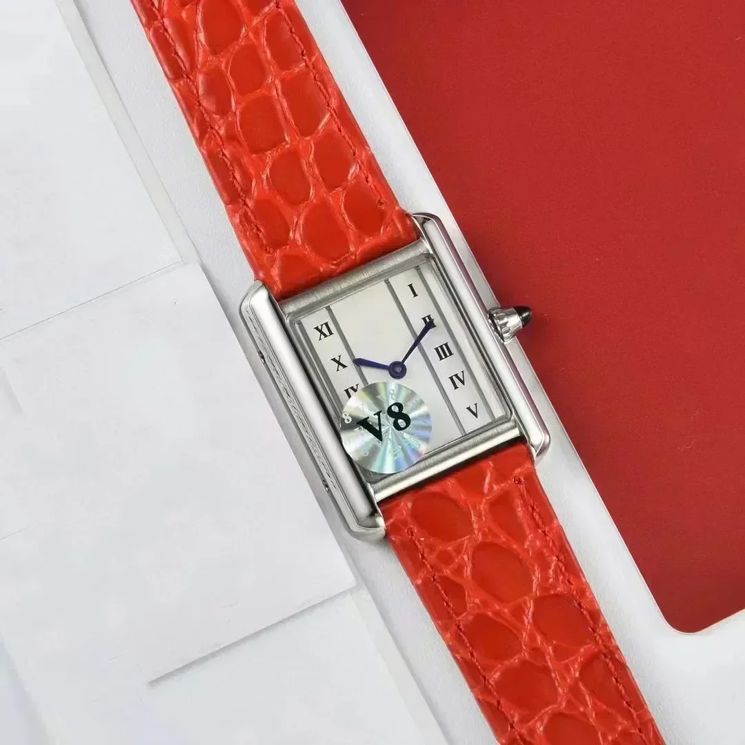 Рисунок 4 - Мужские и женские кварцевые часы