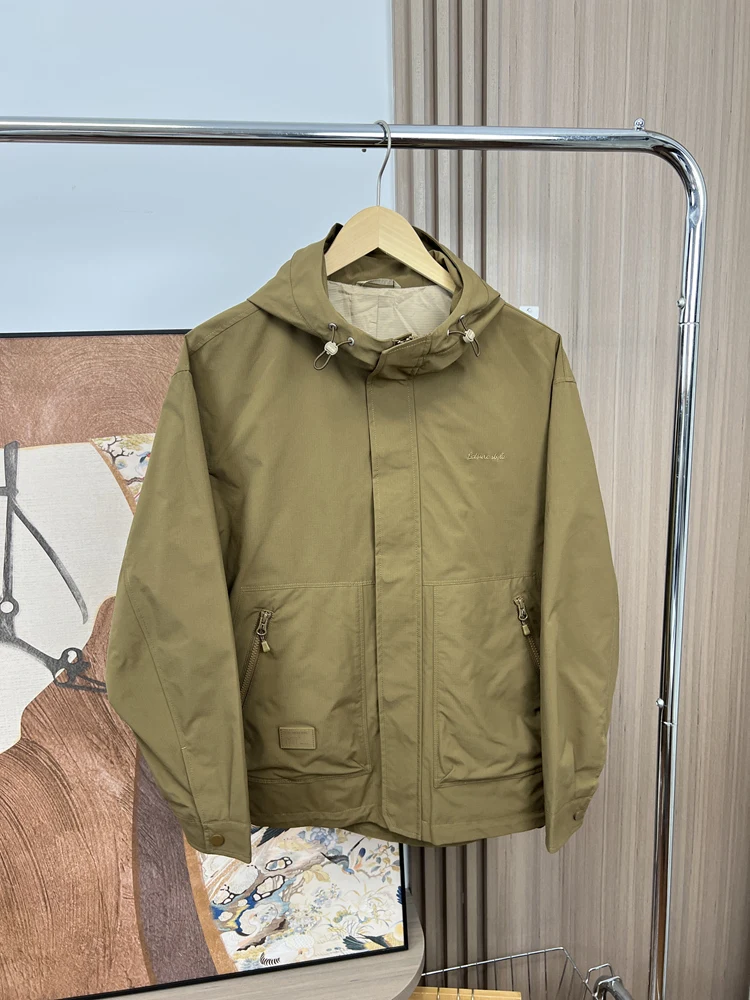 Men's Outdoor Sports Casual Hooded Jaet Windproof Water-Resistant Breathable Polyester Fiber Stand Fit Autumn Coat