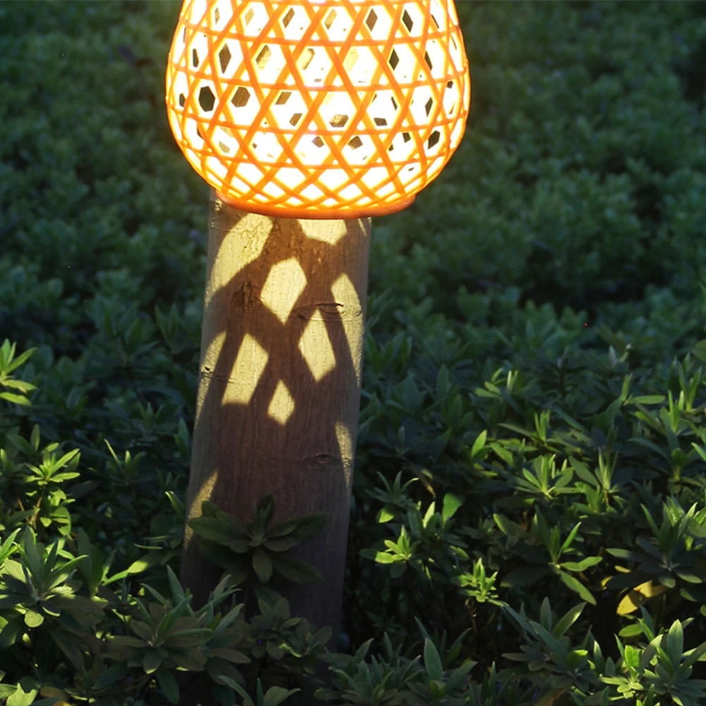 Outdoor Solar Lantern Hanging Lights Outdoor Tabletop Lamp Rattan Natural Lantern for Pathway Courtyard Patio Stair Garden