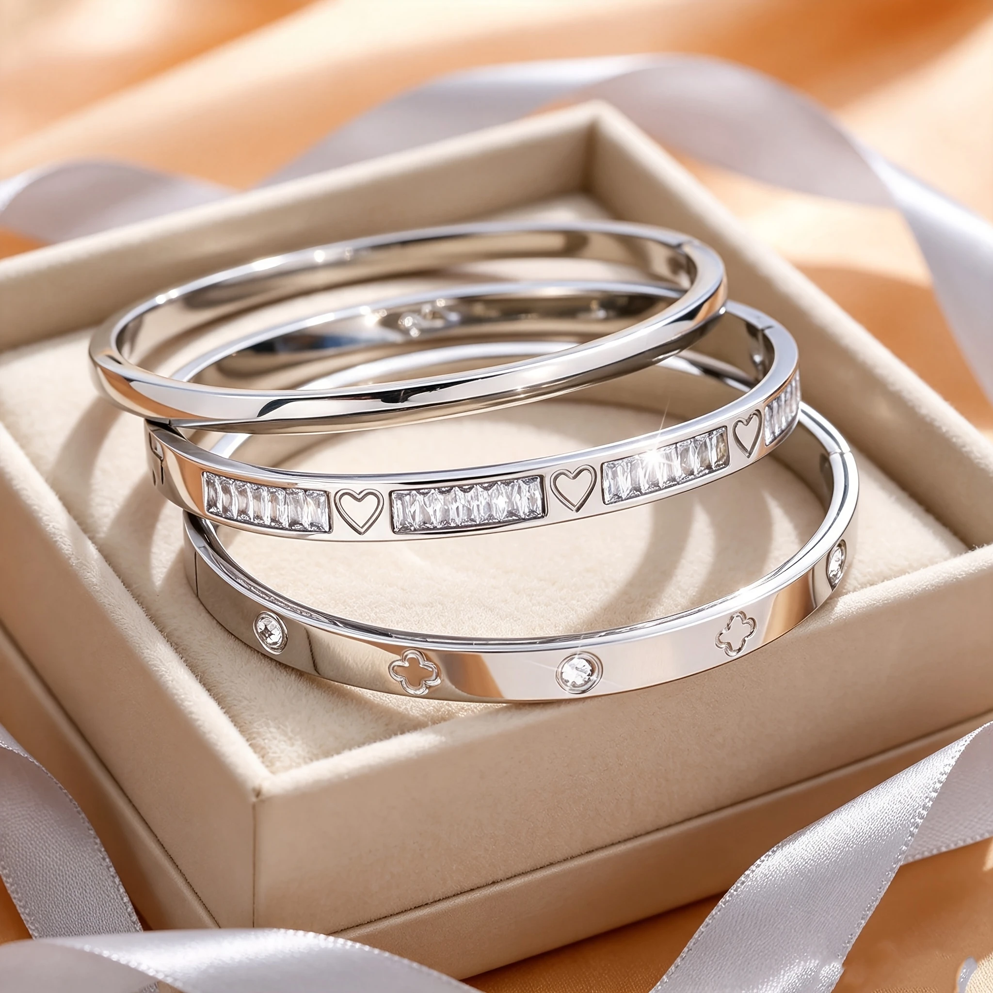 3-Piece Stainless Steel Bracelet Set, Women's Luxury Rectangular Zircon Heart-Shaped Lucky Four-Leaf Clover Zircon Open Bracelet, Waterproof and Non-Fading Jewelry Gift