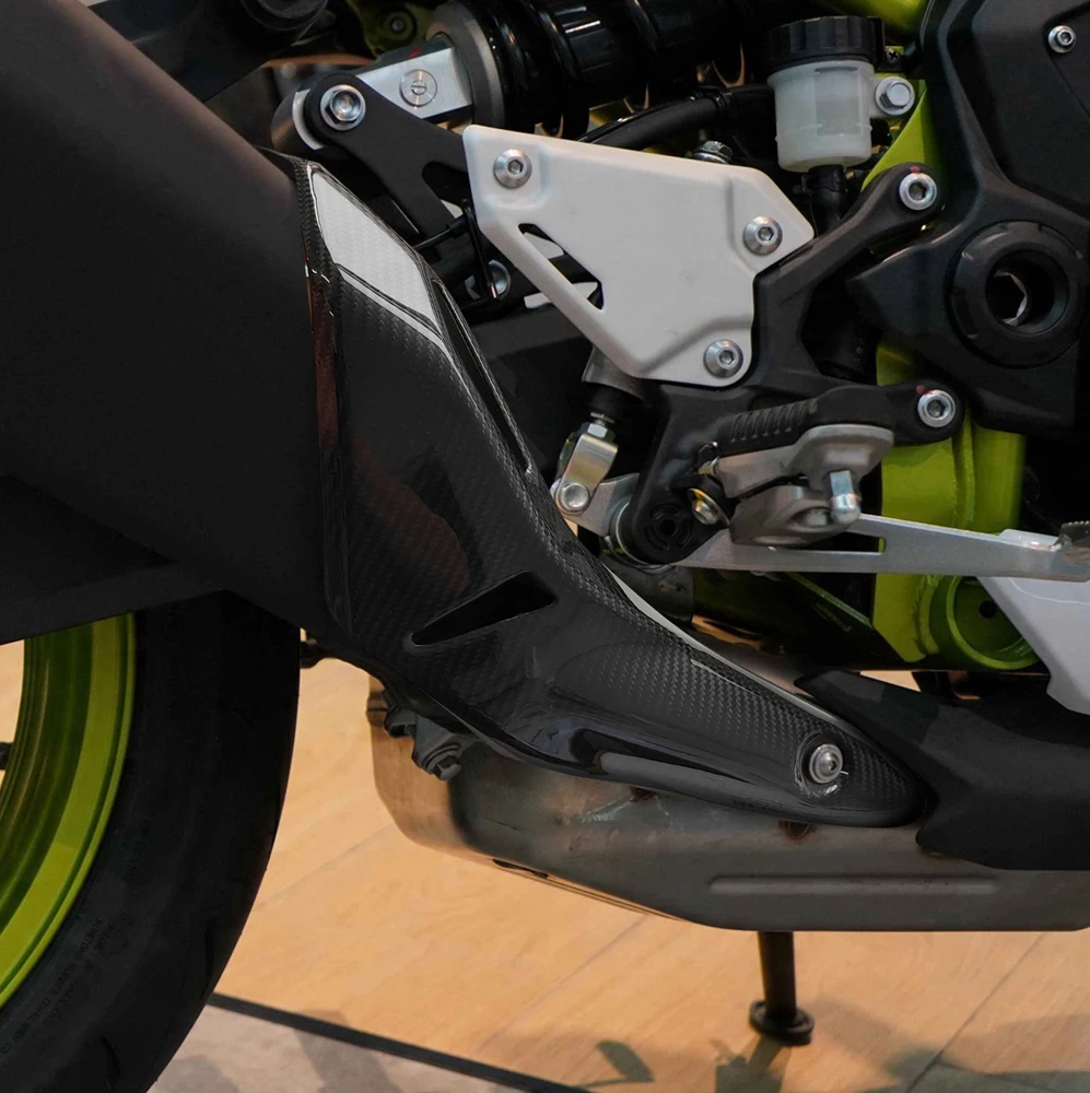 Carbon Fiber Motorcycle Exhaust Pipe Cover Protection Muffler Heat Shield for Kawasaki Z900 2017-2026